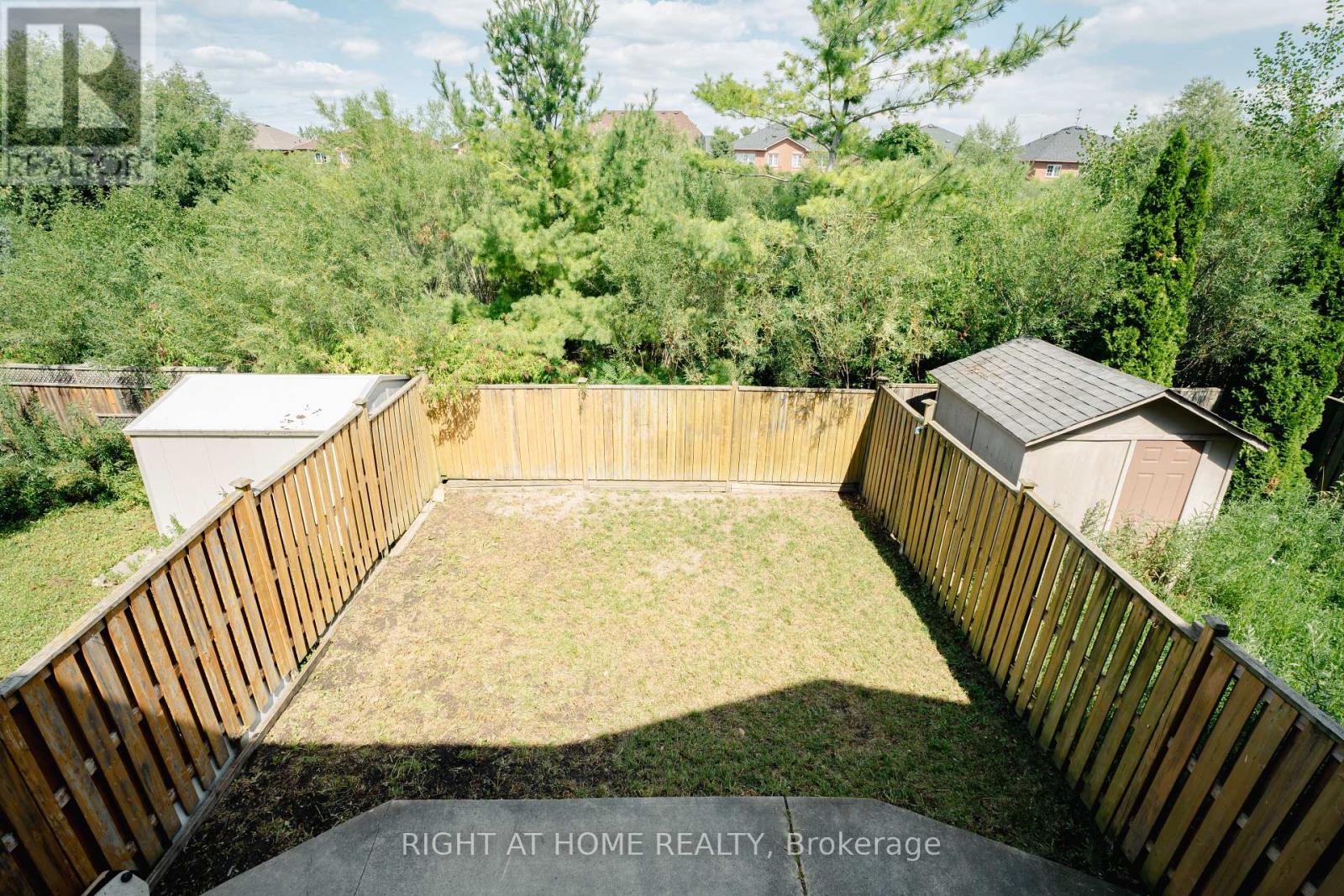 16 Lonestar Crescent, Brampton, Ontario  L7A 2H9 - Photo 15 - W12368364