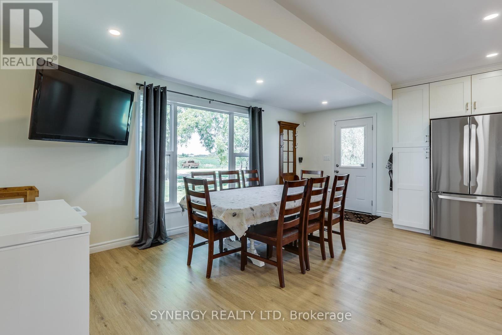 6339 Irish Drive, Southwest Middlesex, Ontario  N0L 1T0 - Photo 21 - X12368428
