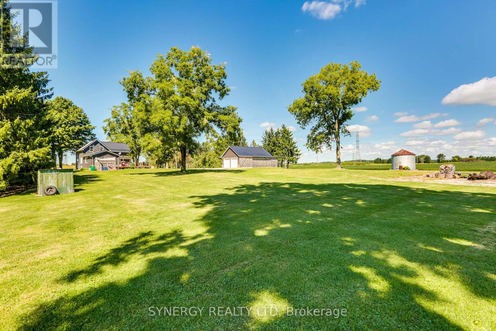 6339 Irish Drive, Southwest Middlesex, Ontario  N0L 1T0 - Photo 8 - X12368428