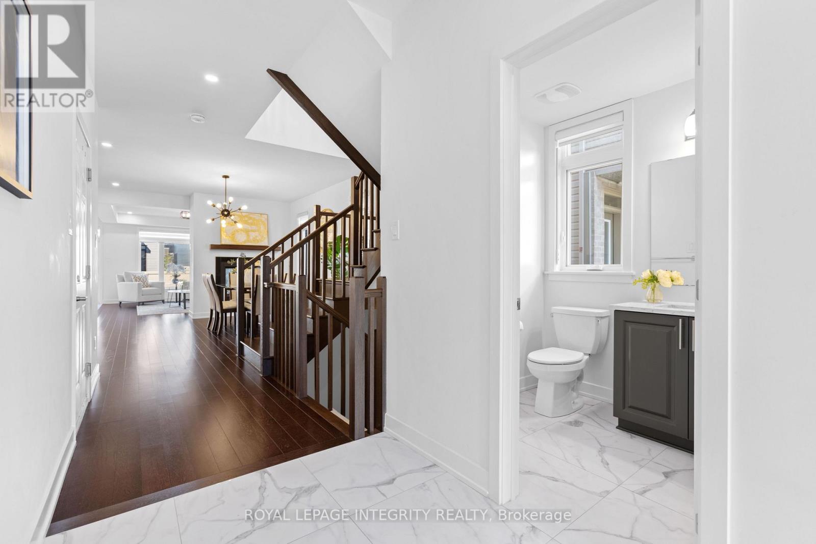 Property at 107 HEIRLOOM STREET image 5