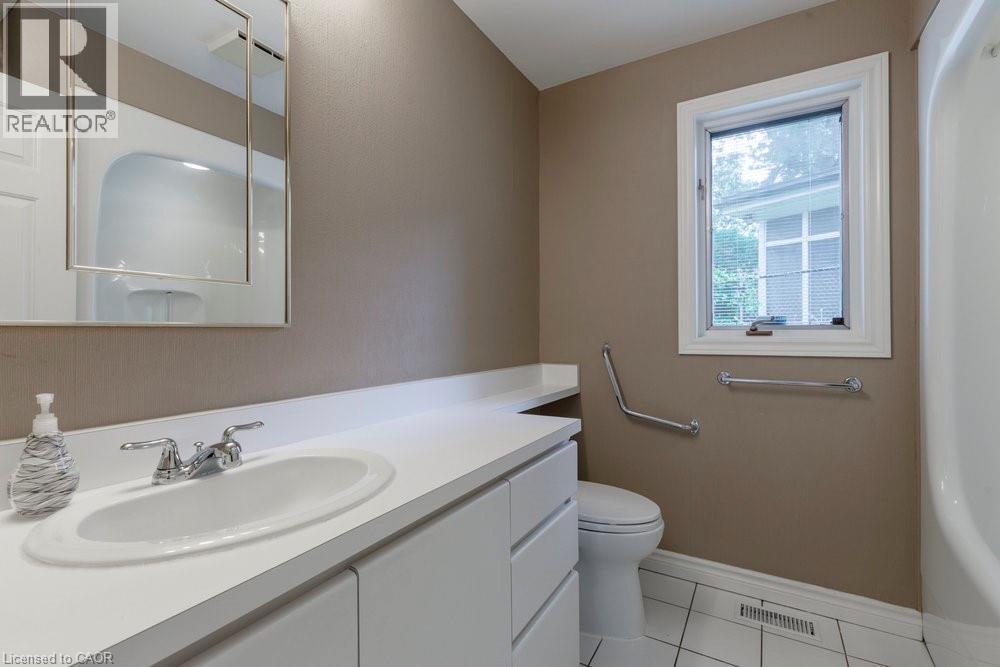 50 Braemar Place, Hamilton, Ontario  L9C 1E2 - Photo 26 - 40764200