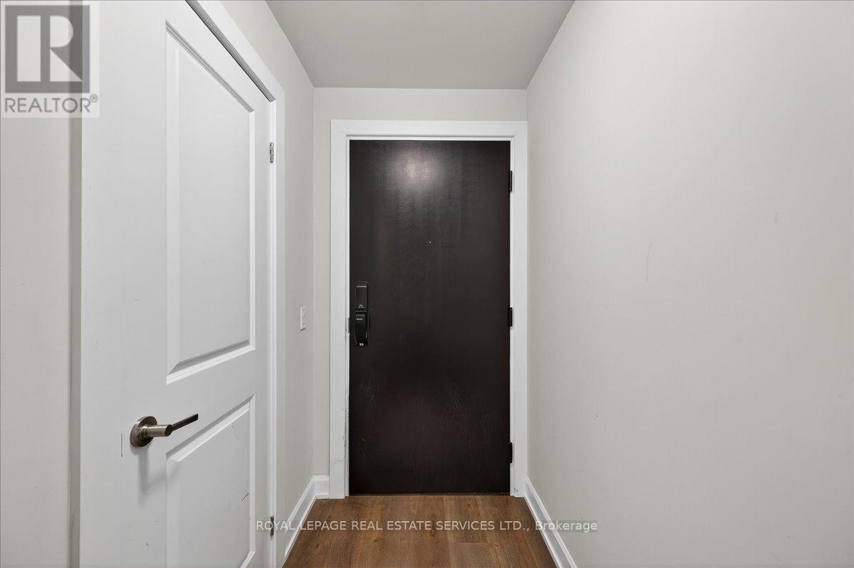 514 - 3220 William Coltson Avenue, Oakville, Ontario  L6H 7C2 - Photo 7 - W12366377