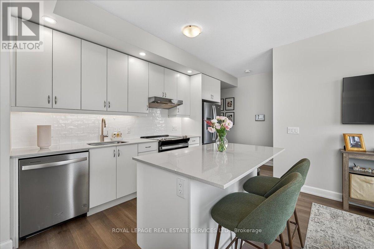 514 - 3220 William Coltson Avenue, Oakville, Ontario  L6H 7C2 - Photo 9 - W12366377