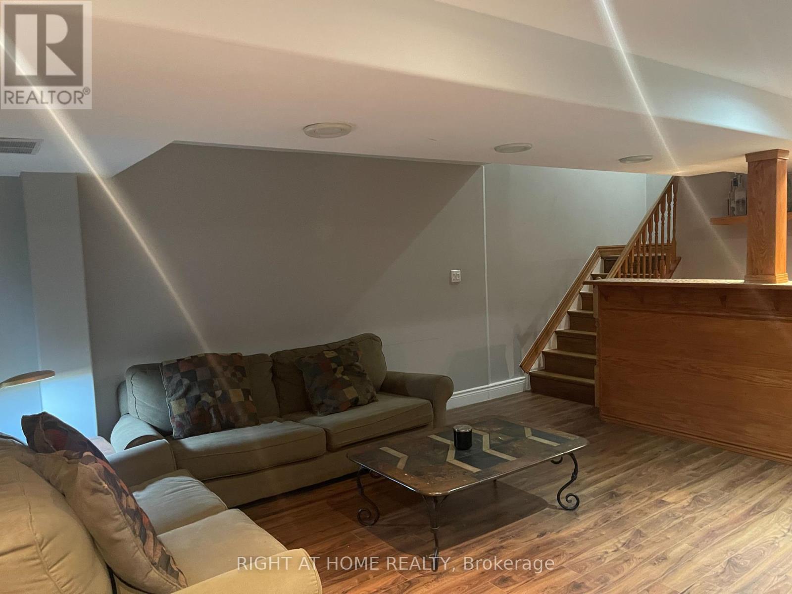 18 Archbury Circle, Caledon (Bolton East), Ontario  L7E 2H7 - Photo 25 - W12368351