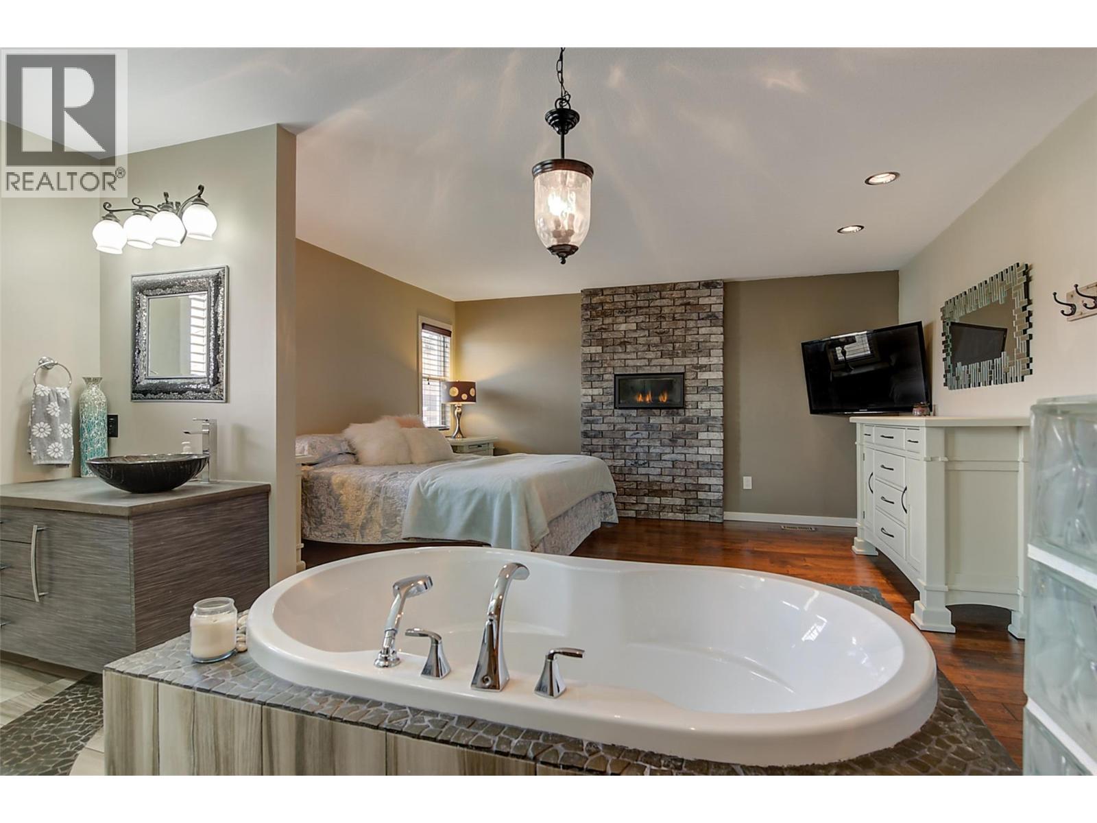 371 Valley Road Unit# 1-3, Kelowna, British Columbia  V1V 2E5 - Photo 26 - 10338399