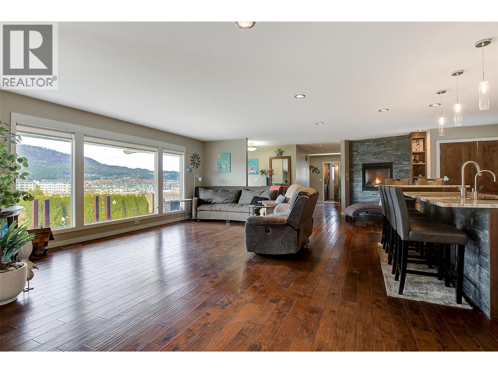 371 Valley Road Unit# 1-3, Kelowna, British Columbia  V1V 2E5 - Photo 11 - 10338399