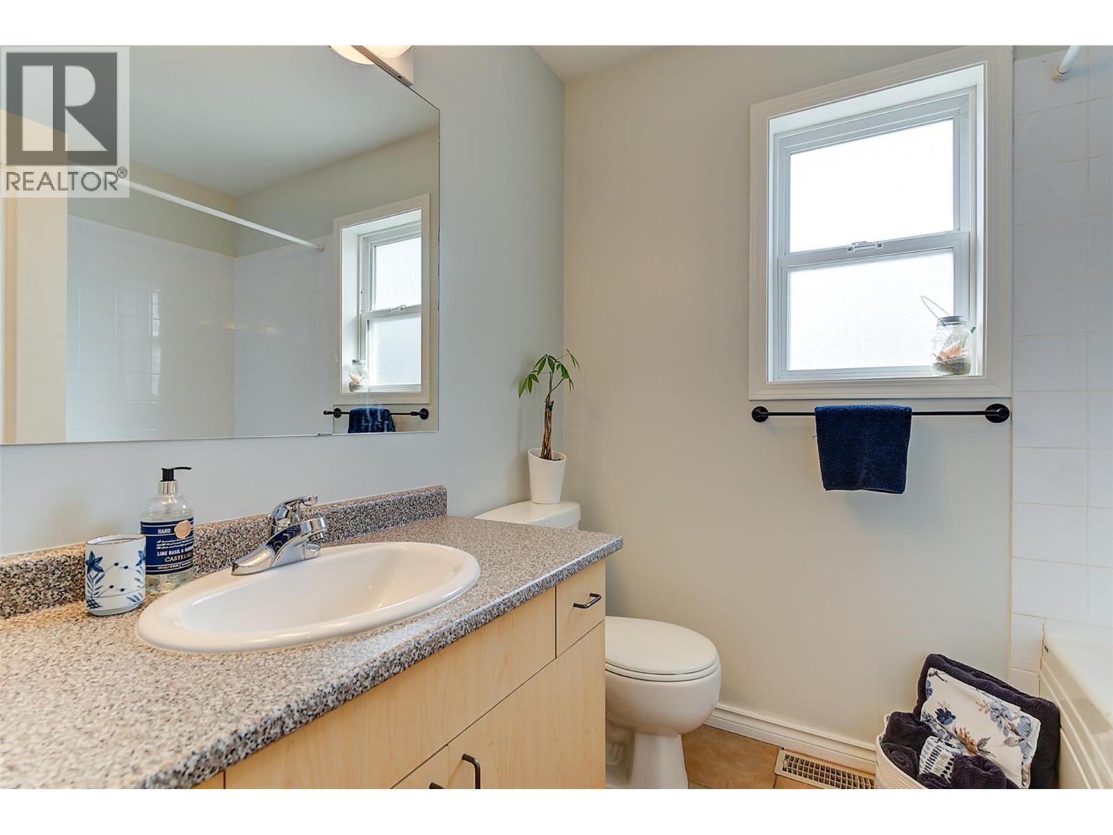 371 Valley Road Unit# 1-3, Kelowna, British Columbia  V1V 2E5 - Photo 64 - 10338399