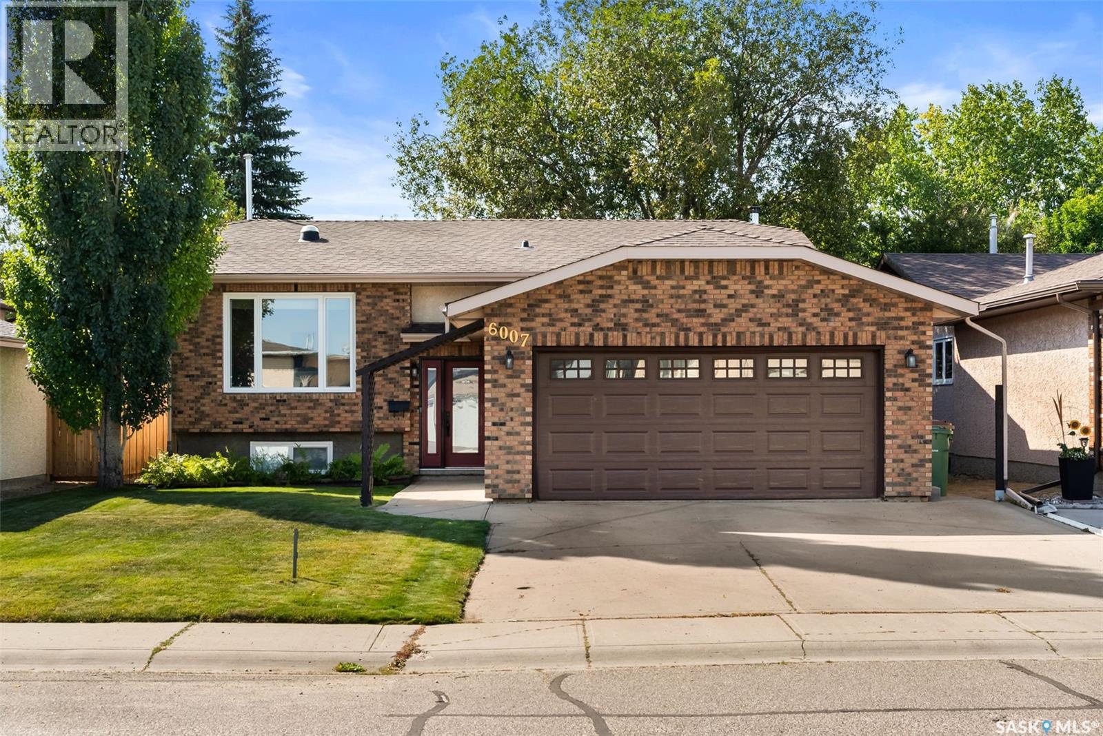 6007 Ehrle Crescent, Regina, Saskatchewan  S4X 4C8 - Photo 2 - SK016763