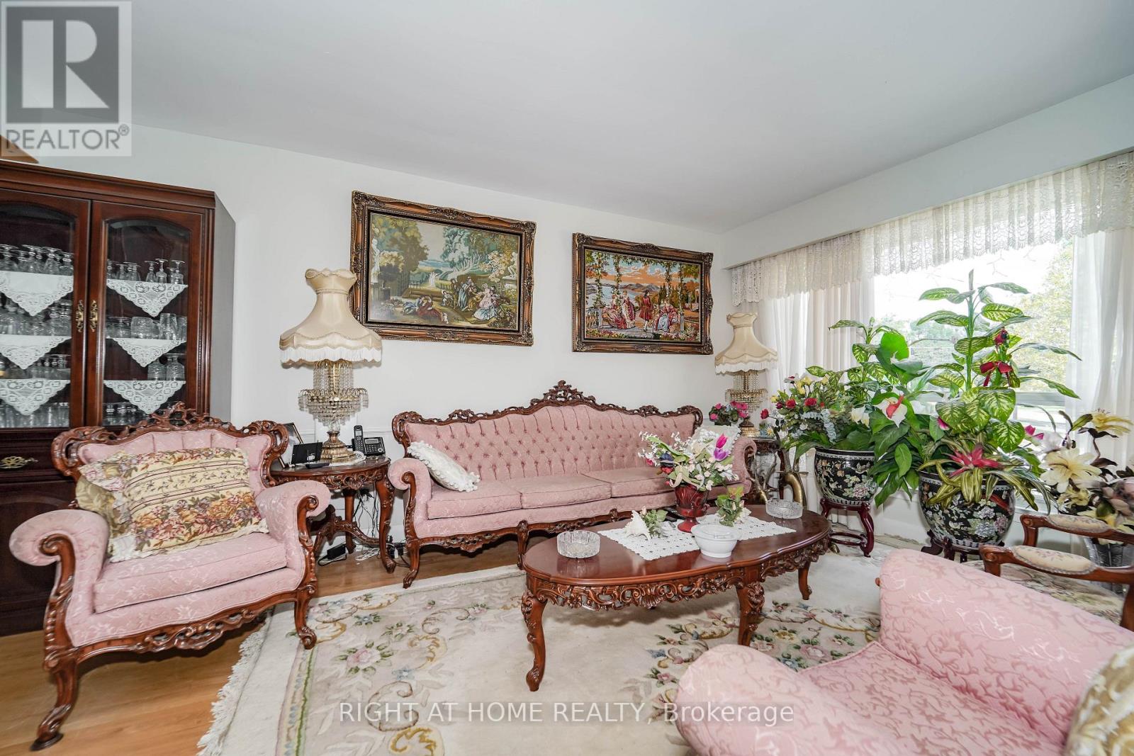 38 Lingarde Drive, Toronto, Ontario  M1R 1X6 - Photo 9 - E12368440