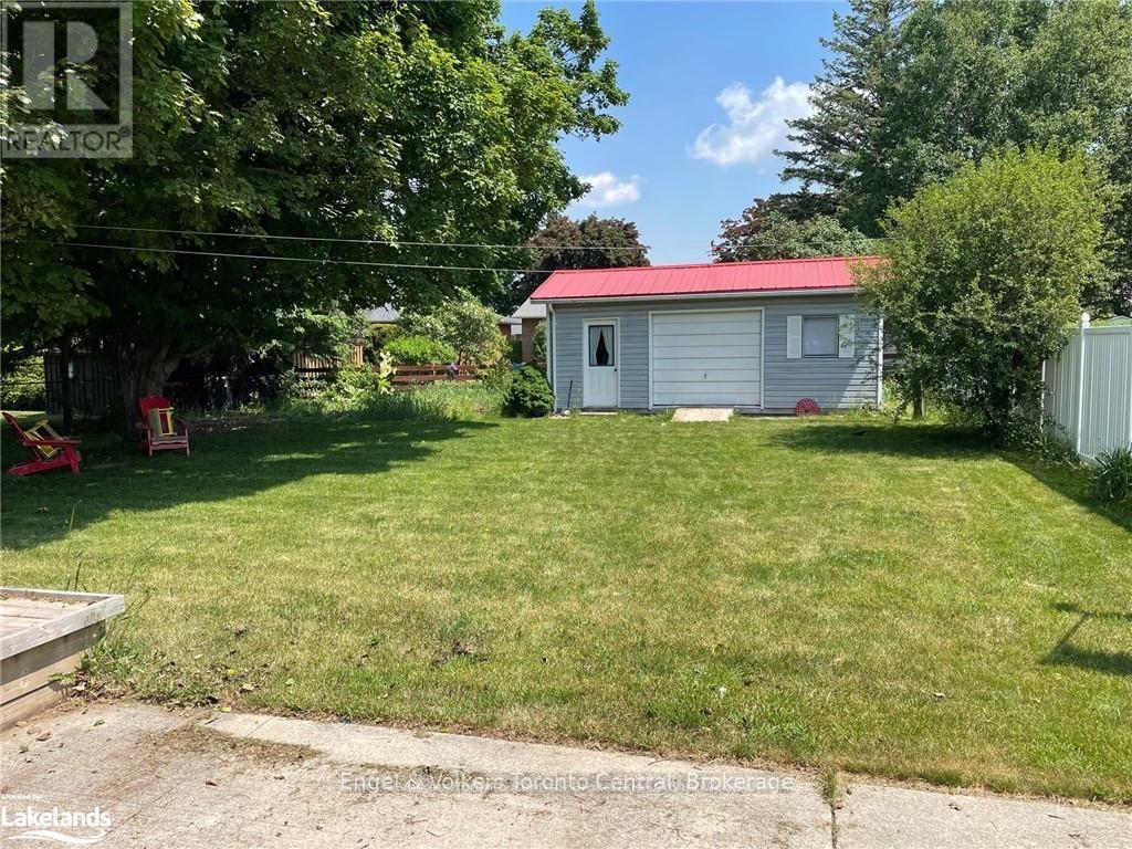 27 Herbert Avenue, Grey Highlands, Ontario  N0C 1H0 - Photo 27 - X12368477