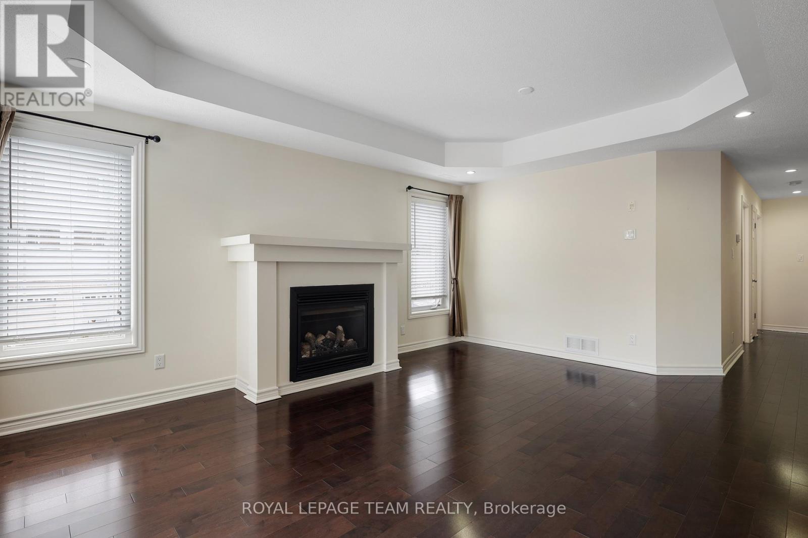4 - 385 Paseo Private, Ottawa, Ontario  K2G 4N7 - Photo 17 - X12368476