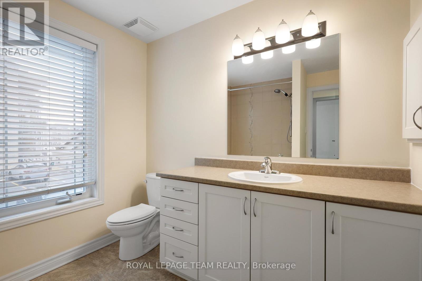 4 - 385 Paseo Private, Ottawa, Ontario  K2G 4N7 - Photo 22 - X12368476