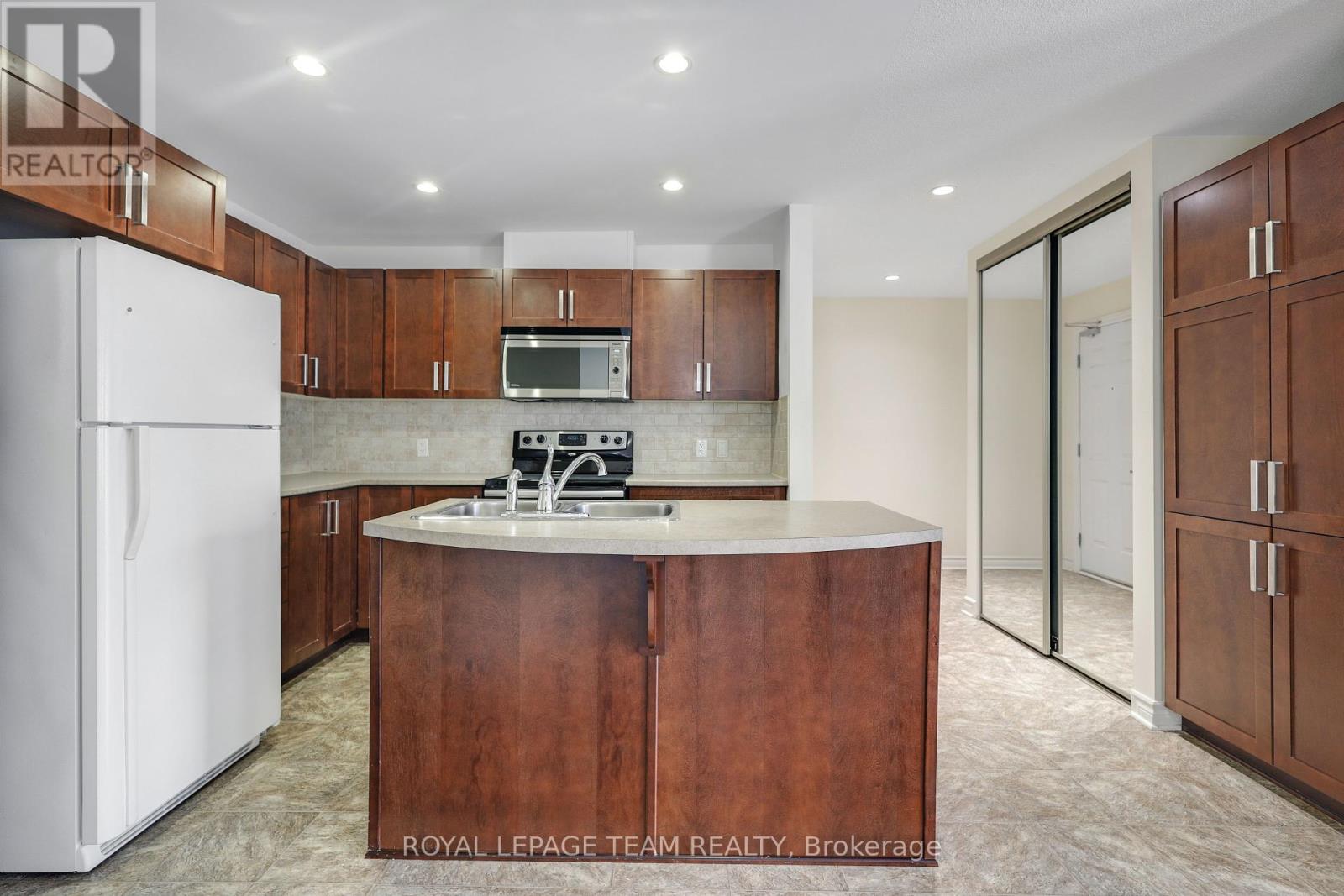 4 - 385 Paseo Private, Ottawa, Ontario  K2G 4N7 - Photo 7 - X12368476