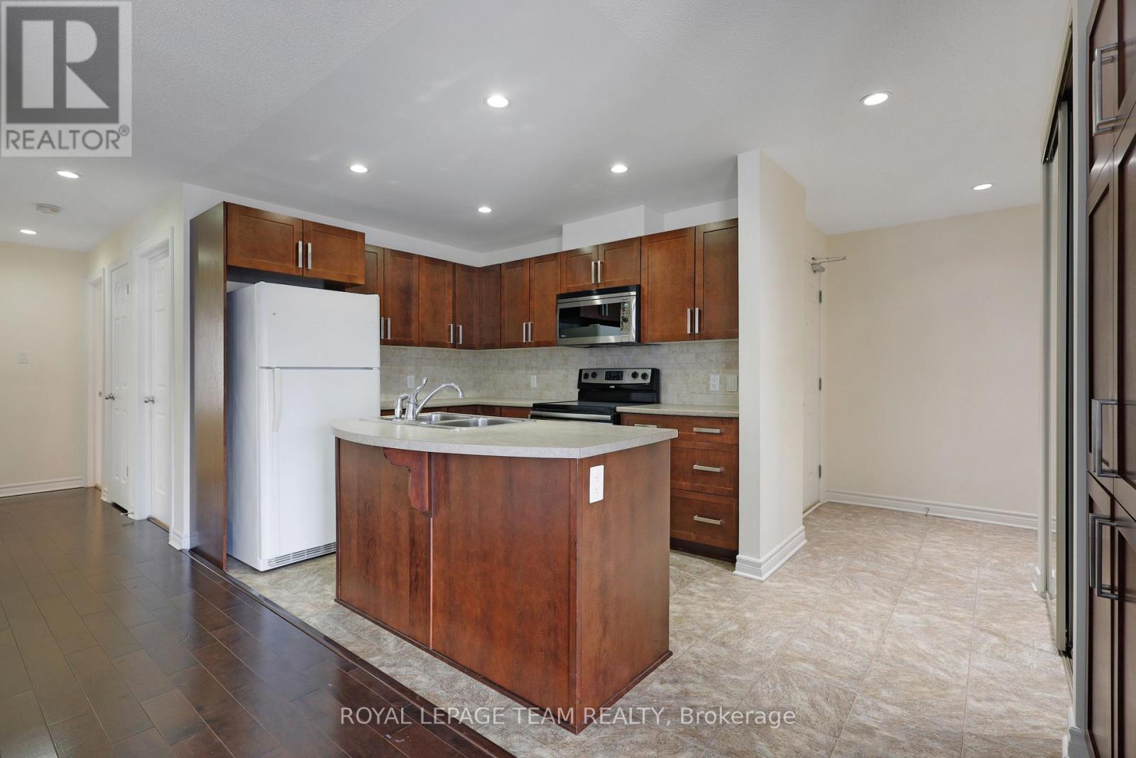 4 - 385 Paseo Private, Ottawa, Ontario  K2G 4N7 - Photo 8 - X12368476