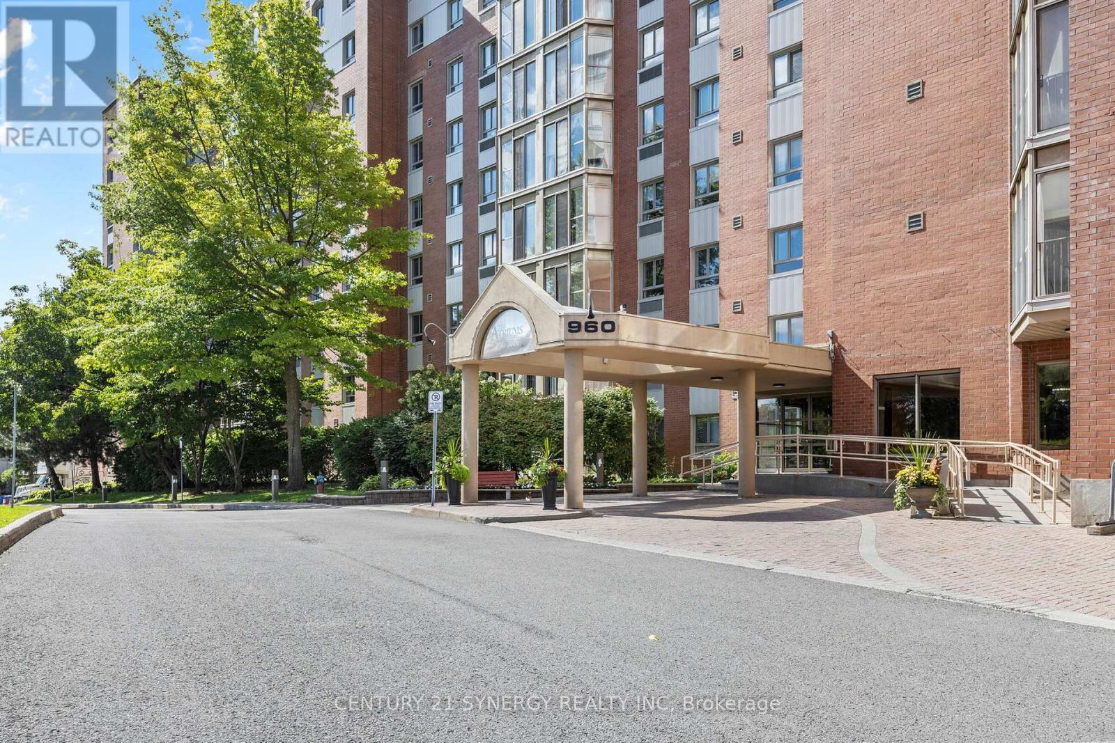 703 - 960 Teron Road, Ottawa, Ontario  K2K 2B6 - Photo 5 - X12368557