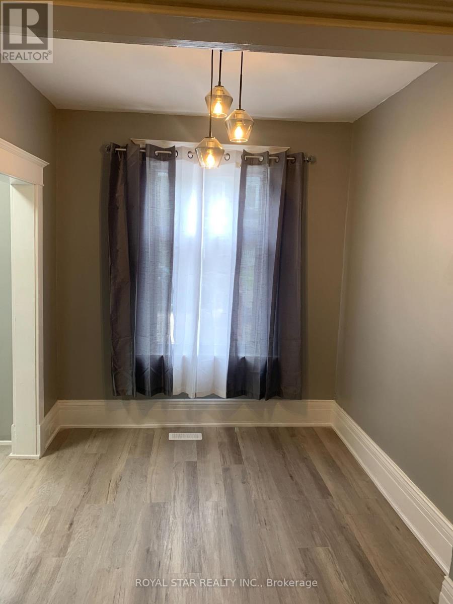 1280 4th Avenue E, Owen Sound, Ontario  N4K 2P6 - Photo 11 - X12366535