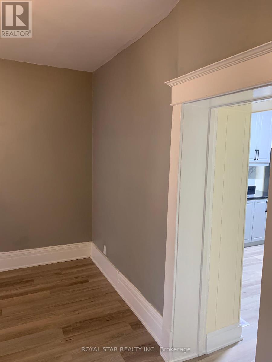 1280 4th Avenue E, Owen Sound, Ontario  N4K 2P6 - Photo 15 - X12366535