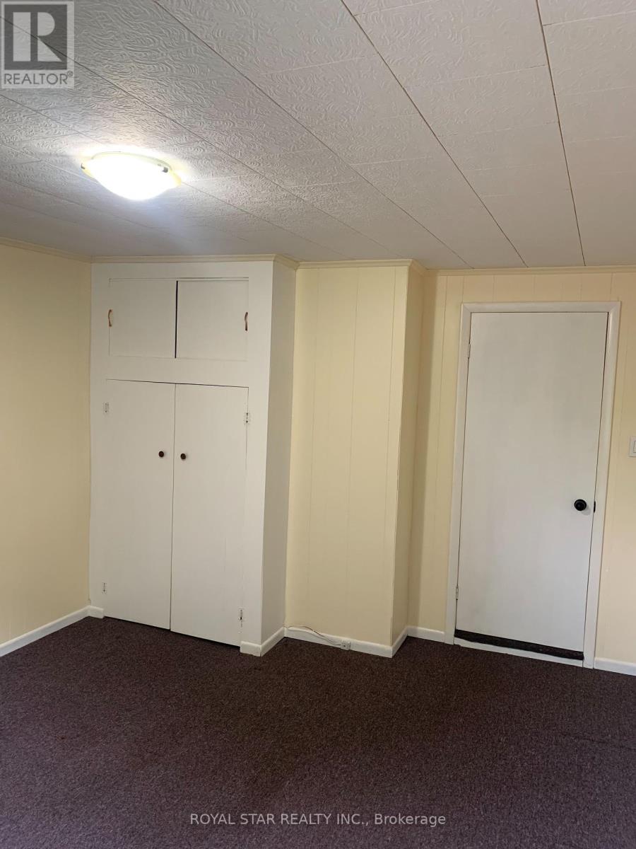 1280 4th Avenue E, Owen Sound, Ontario  N4K 2P6 - Photo 22 - X12366535