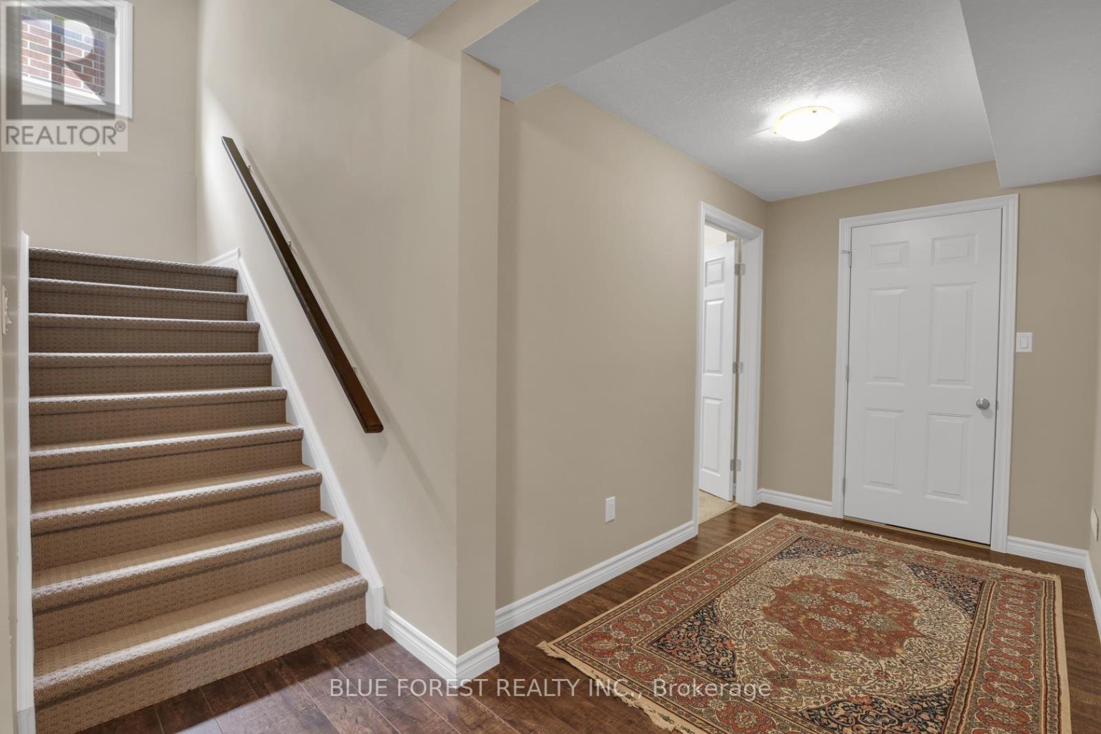 972 Gleneagle Trail, London North, Ontario  N6G 0K7 - Photo 24 - X12368548