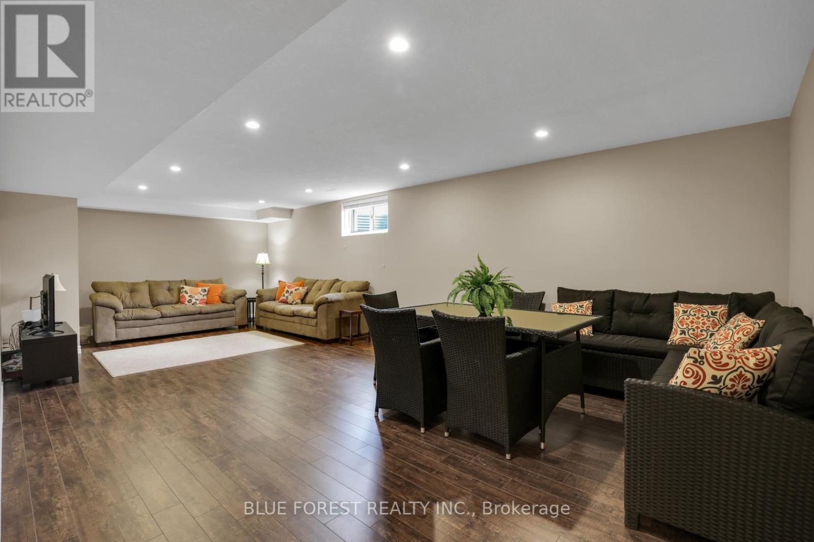 972 Gleneagle Trail, London North, Ontario  N6G 0K7 - Photo 25 - X12368548