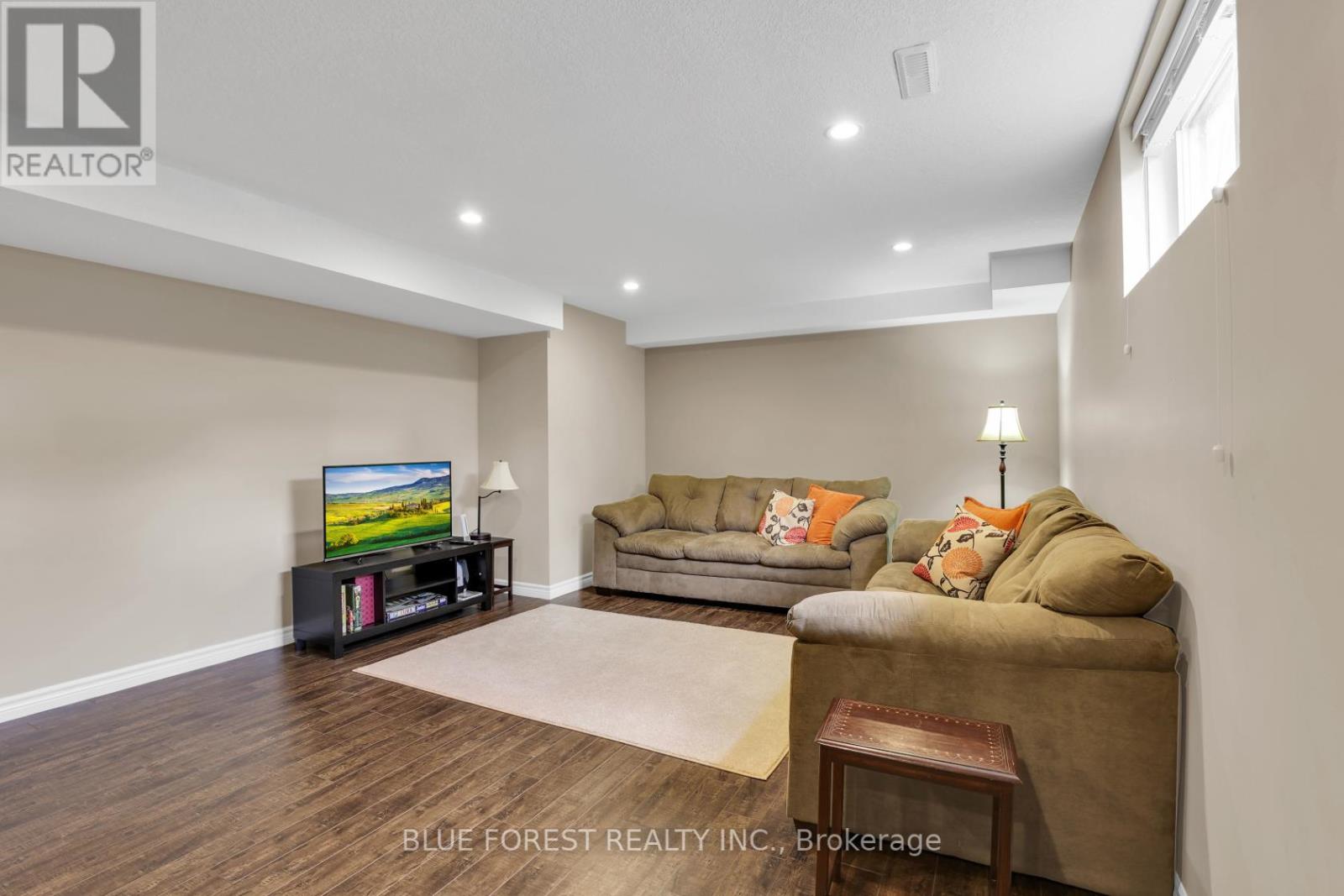 972 Gleneagle Trail, London North, Ontario  N6G 0K7 - Photo 26 - X12368548