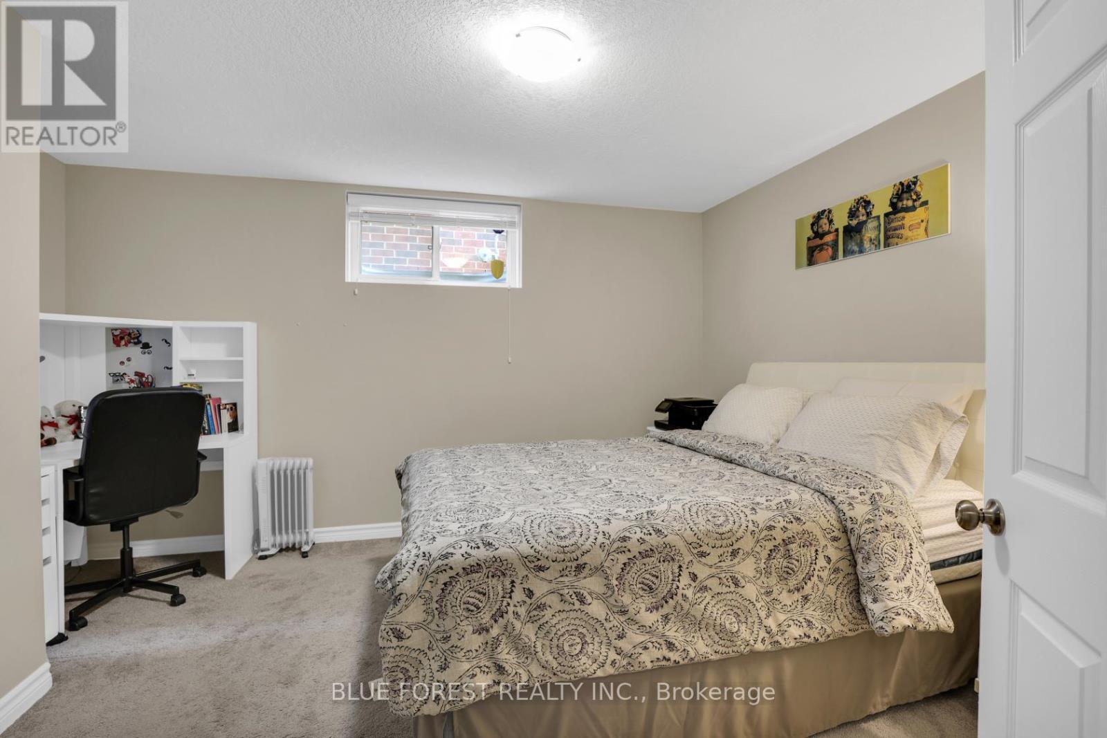 972 Gleneagle Trail, London North, Ontario  N6G 0K7 - Photo 29 - X12368548