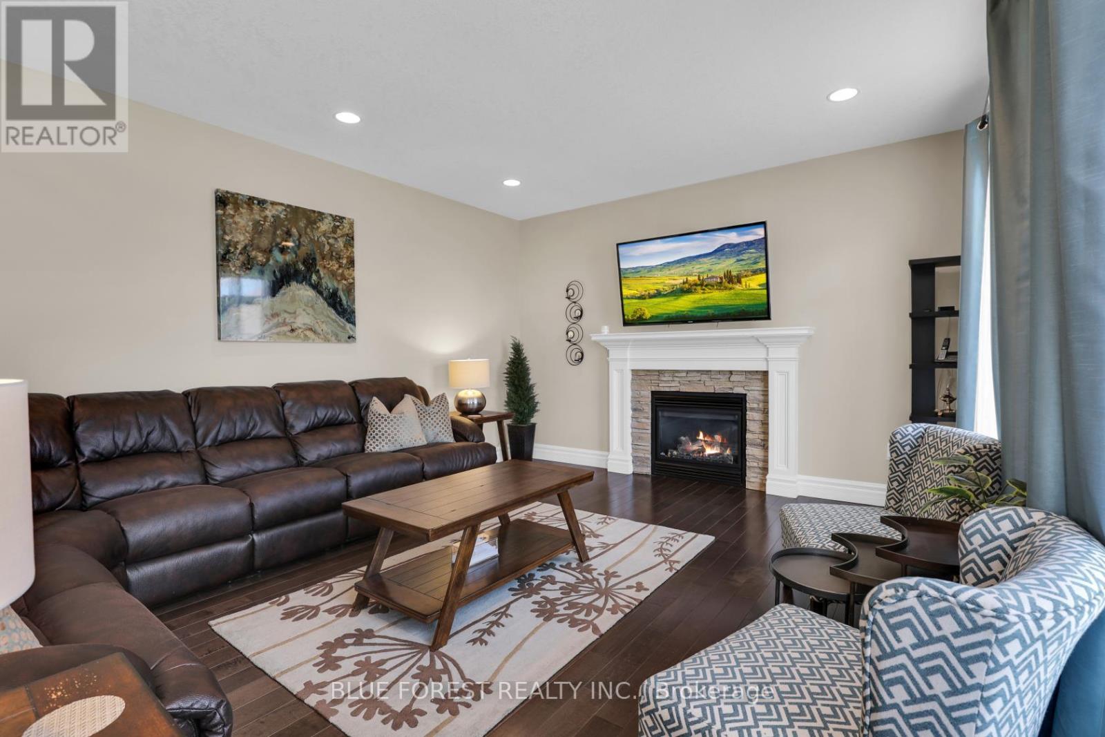 972 Gleneagle Trail, London North, Ontario  N6G 0K7 - Photo 8 - X12368548