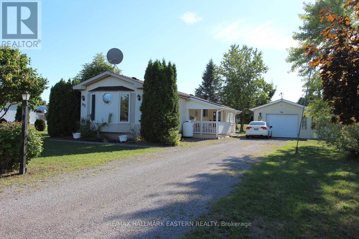 30 Lake Street, Havelock-Belmont-Methuen, Ontario  K0L 1Z0 - Photo 2 - X12368535