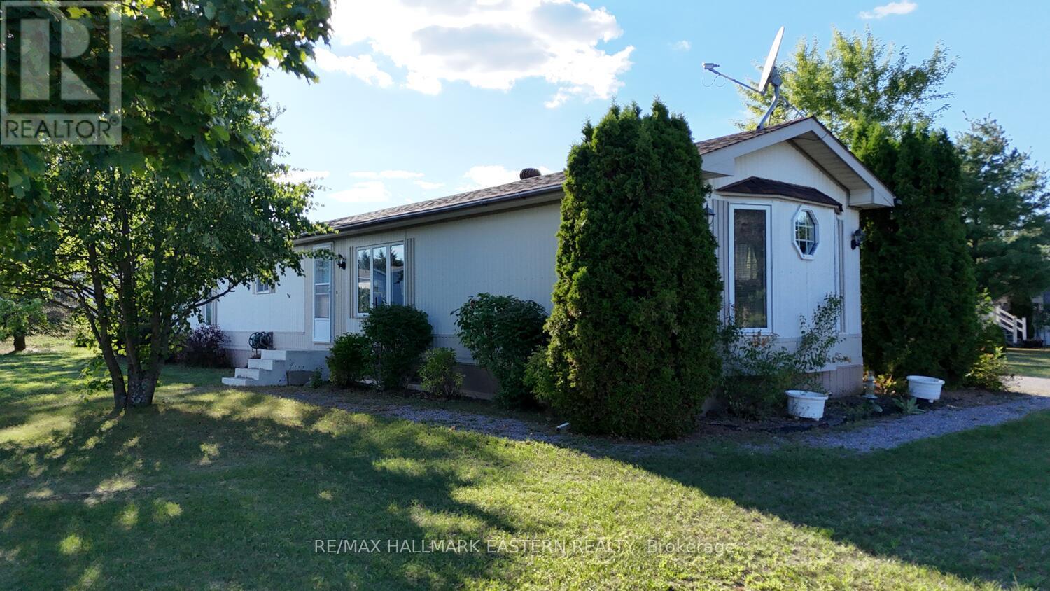 30 Lake Street, Havelock-Belmont-Methuen, Ontario  K0L 1Z0 - Photo 3 - X12368535