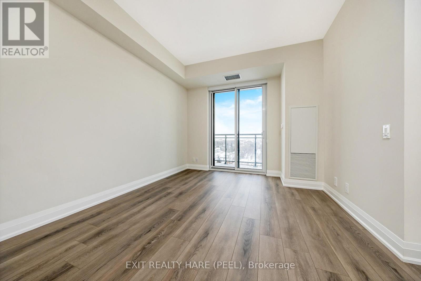 901 - 15 Lynch Street, Brampton, Ontario  L6W 0C7 - Photo 18 - W12368394