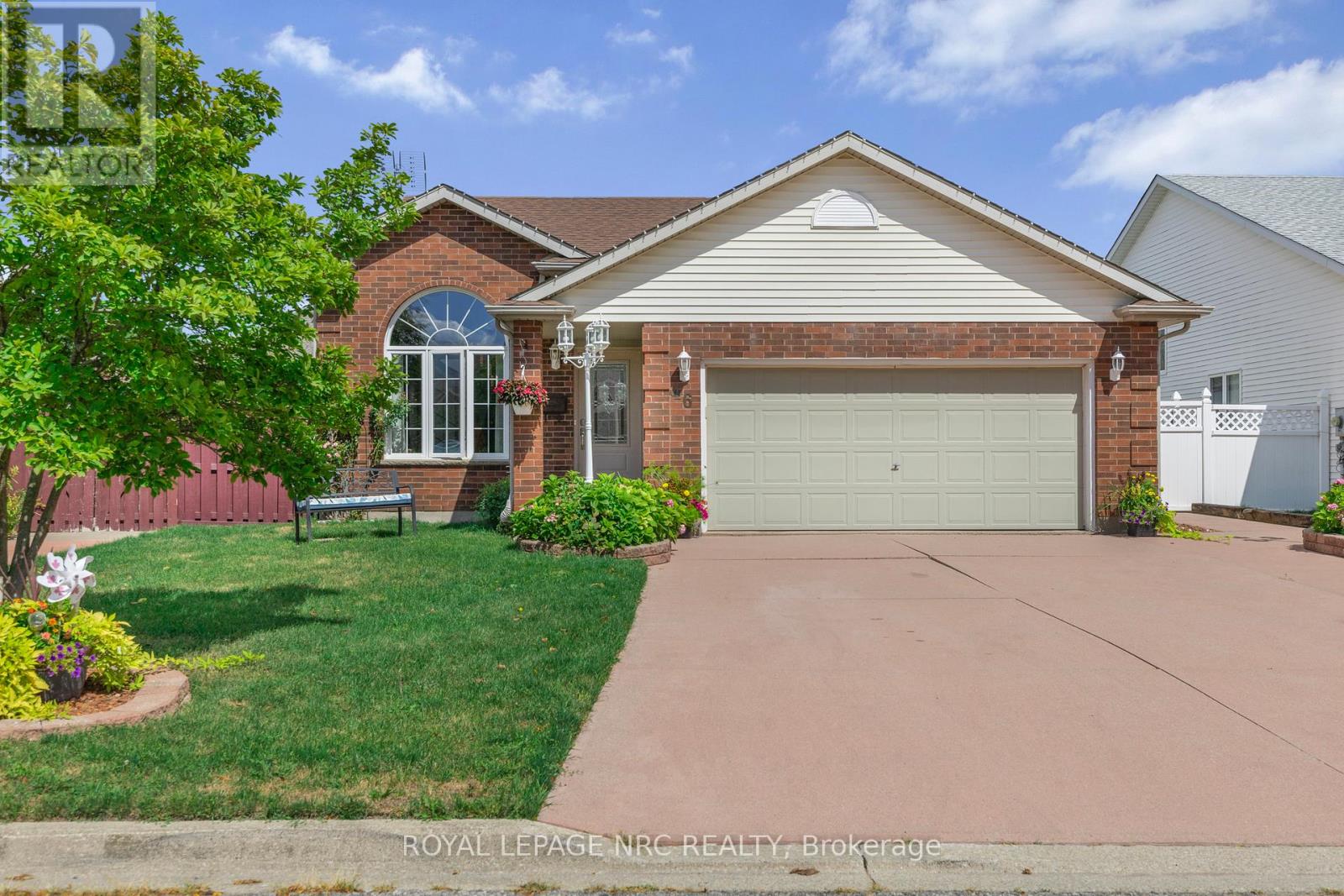 46 FOXHILL CRESCENT, St. Catharines, Ontario