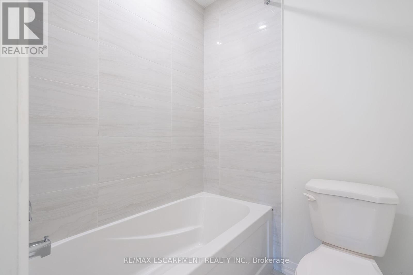 239 Lormont Boulevard, Hamilton, Ontario  L8J 0K2 - Photo 38 - X12368443