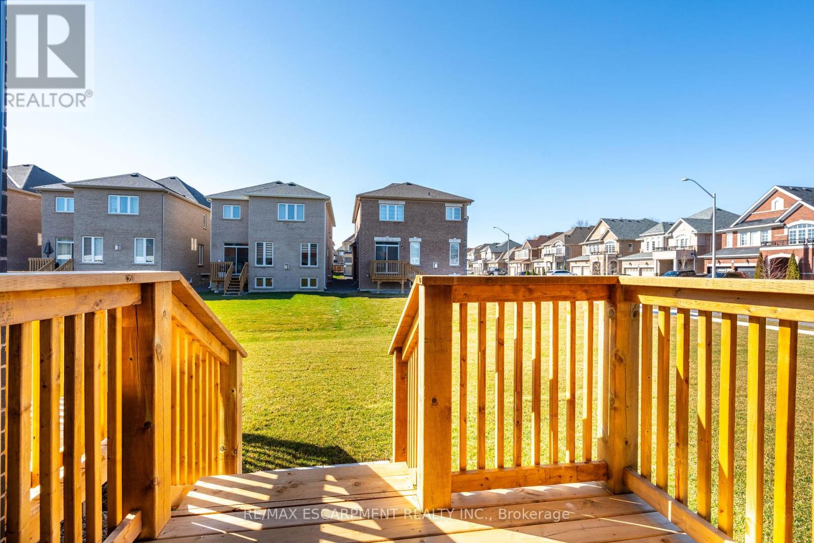 239 Lormont Boulevard, Hamilton, Ontario  L8J 0K2 - Photo 43 - X12368443