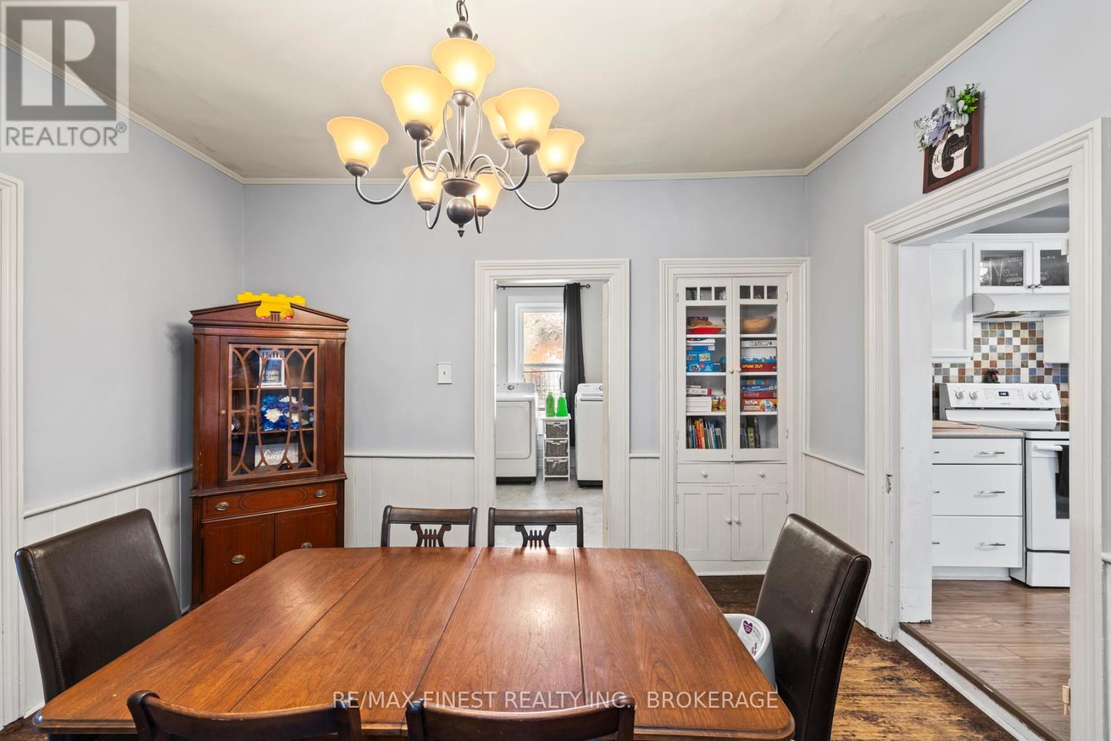 36 William Street, Rideau Lakes, Ontario  K0E 1G0 - Photo 10 - X12262551