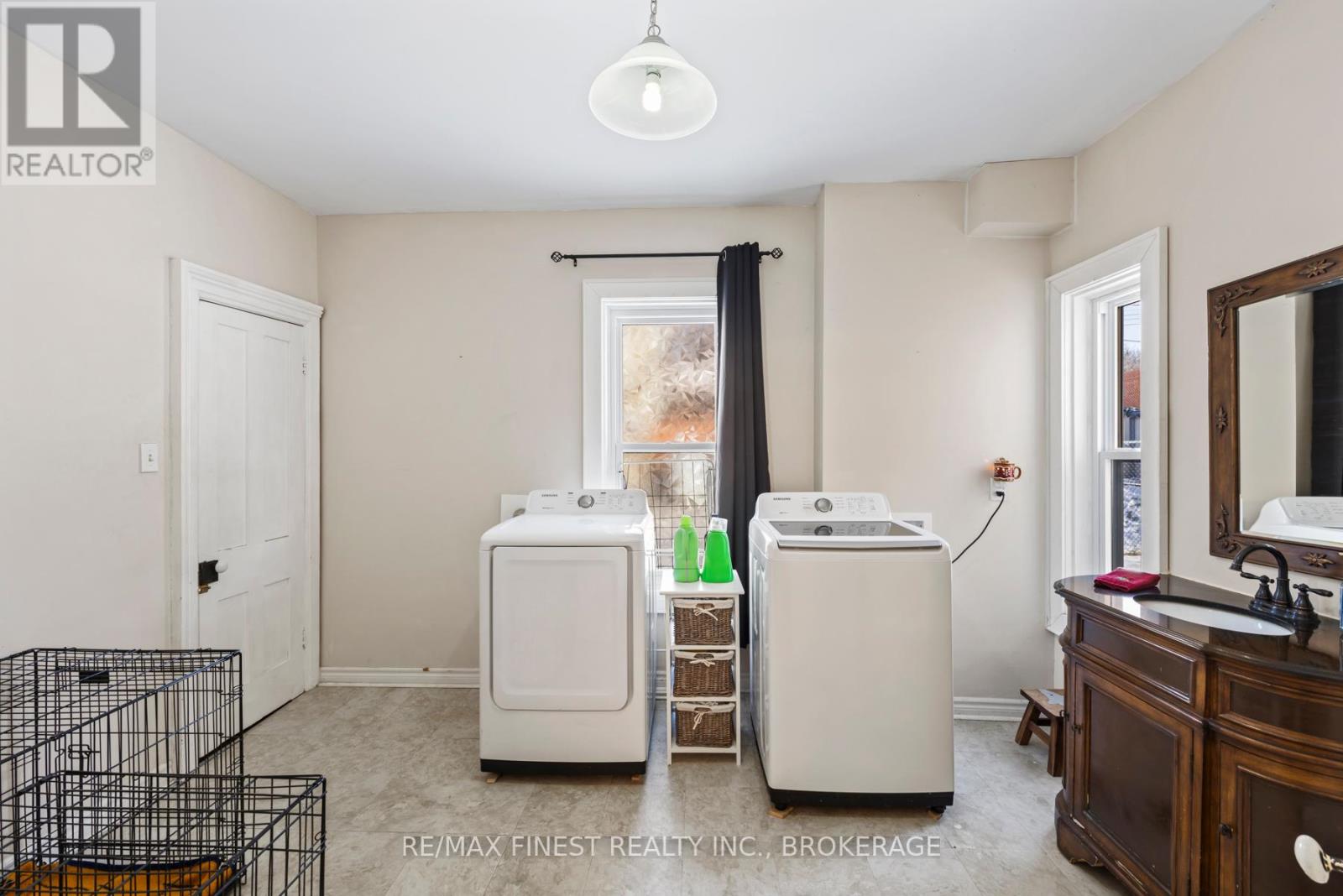36 William Street, Rideau Lakes, Ontario  K0E 1G0 - Photo 11 - X12262551