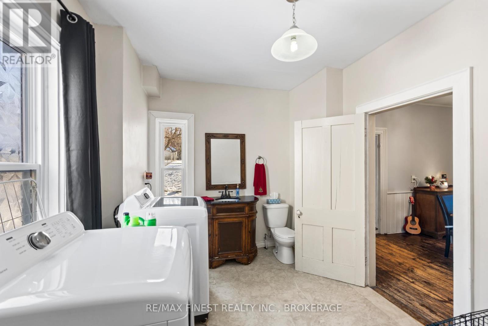 36 William Street, Rideau Lakes, Ontario  K0E 1G0 - Photo 12 - X12262551