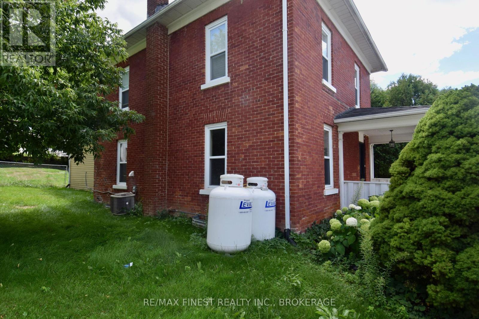 36 William Street, Rideau Lakes, Ontario  K0E 1G0 - Photo 33 - X12262551