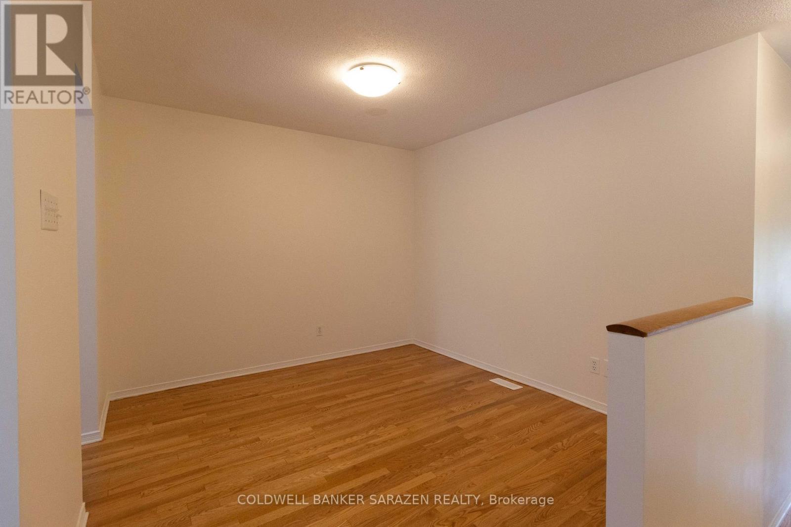 98 Grassy Plains Drive, Ottawa, Ontario  K2M 2N3 - Photo 11 - X12367948