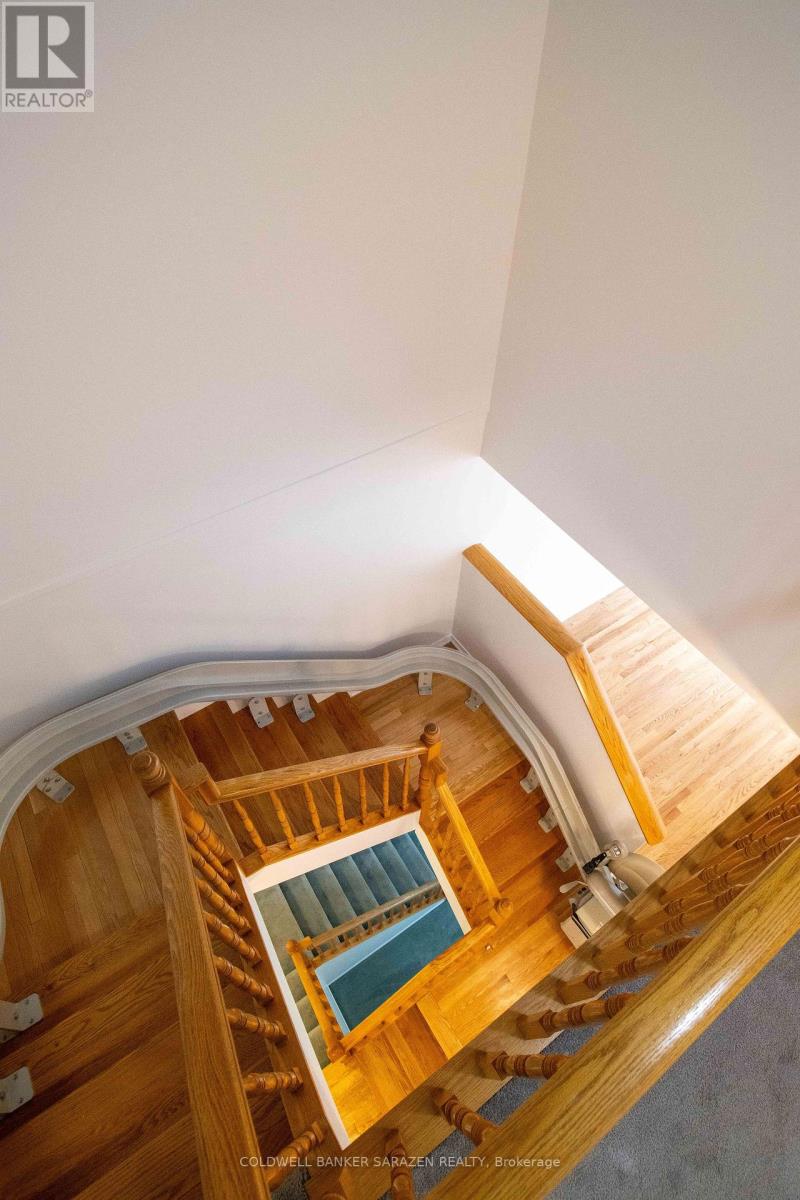 98 Grassy Plains Drive, Ottawa, Ontario  K2M 2N3 - Photo 16 - X12367948