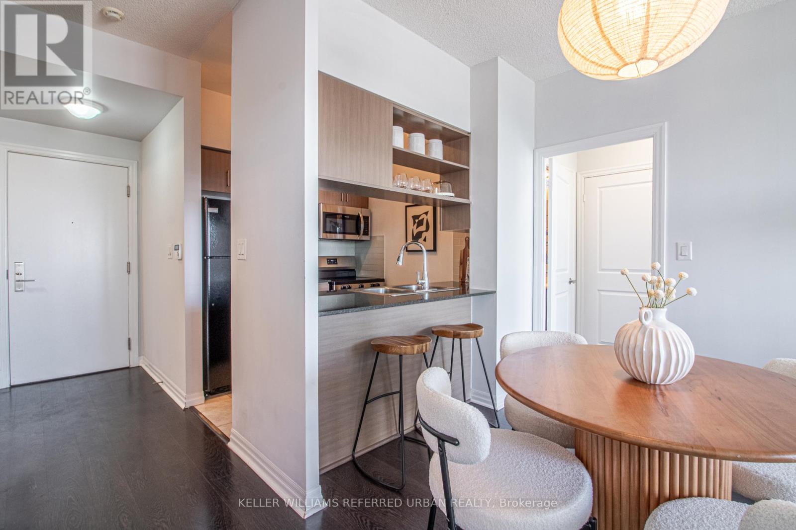 2009 - 30 Herons Hill Way, Toronto, Ontario  M2J 0A7 - Photo 14 - C12368478