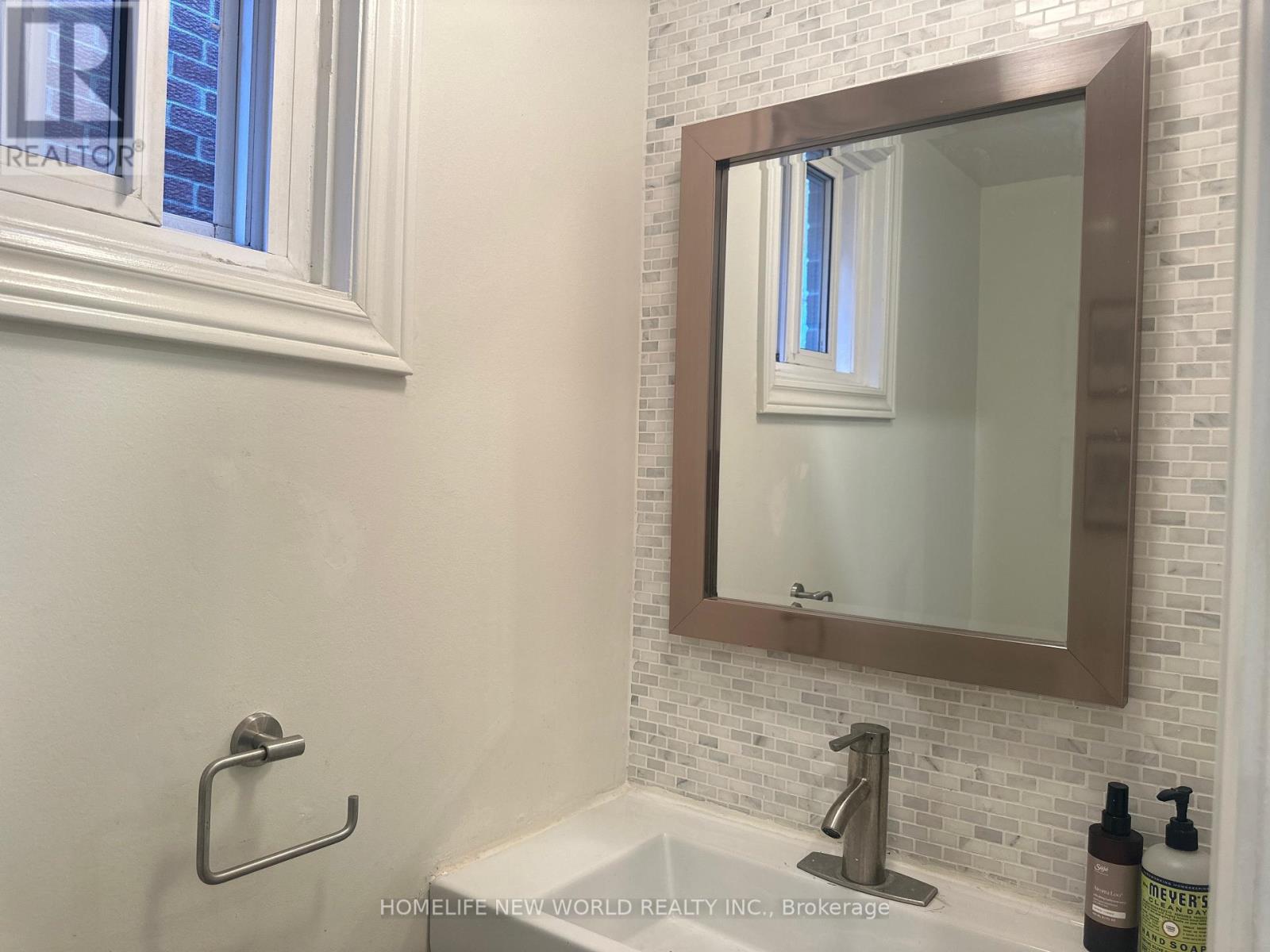 20 Patrice Crescent, Vaughan, Ontario  L4J 4Y8 - Photo 6 - N12368547