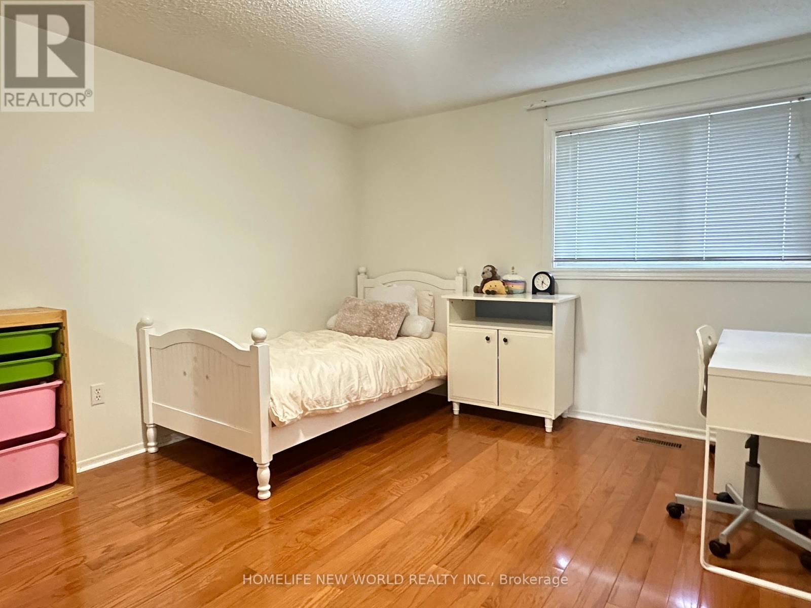 20 Patrice Crescent, Vaughan, Ontario  L4J 4Y8 - Photo 9 - N12368547