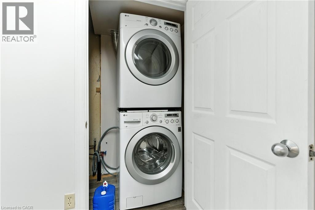 24 Macklin Street N, Hamilton, Ontario  L8S 3S1 - Photo 10 - 40764204
