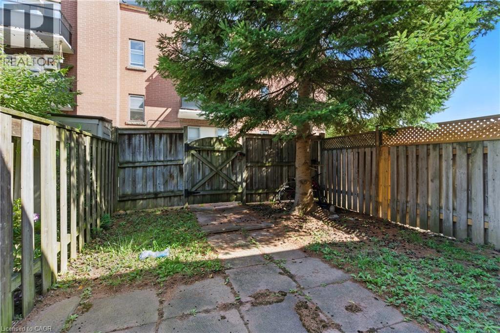24 Macklin Street N, Hamilton, Ontario  L8S 3S1 - Photo 12 - 40764204