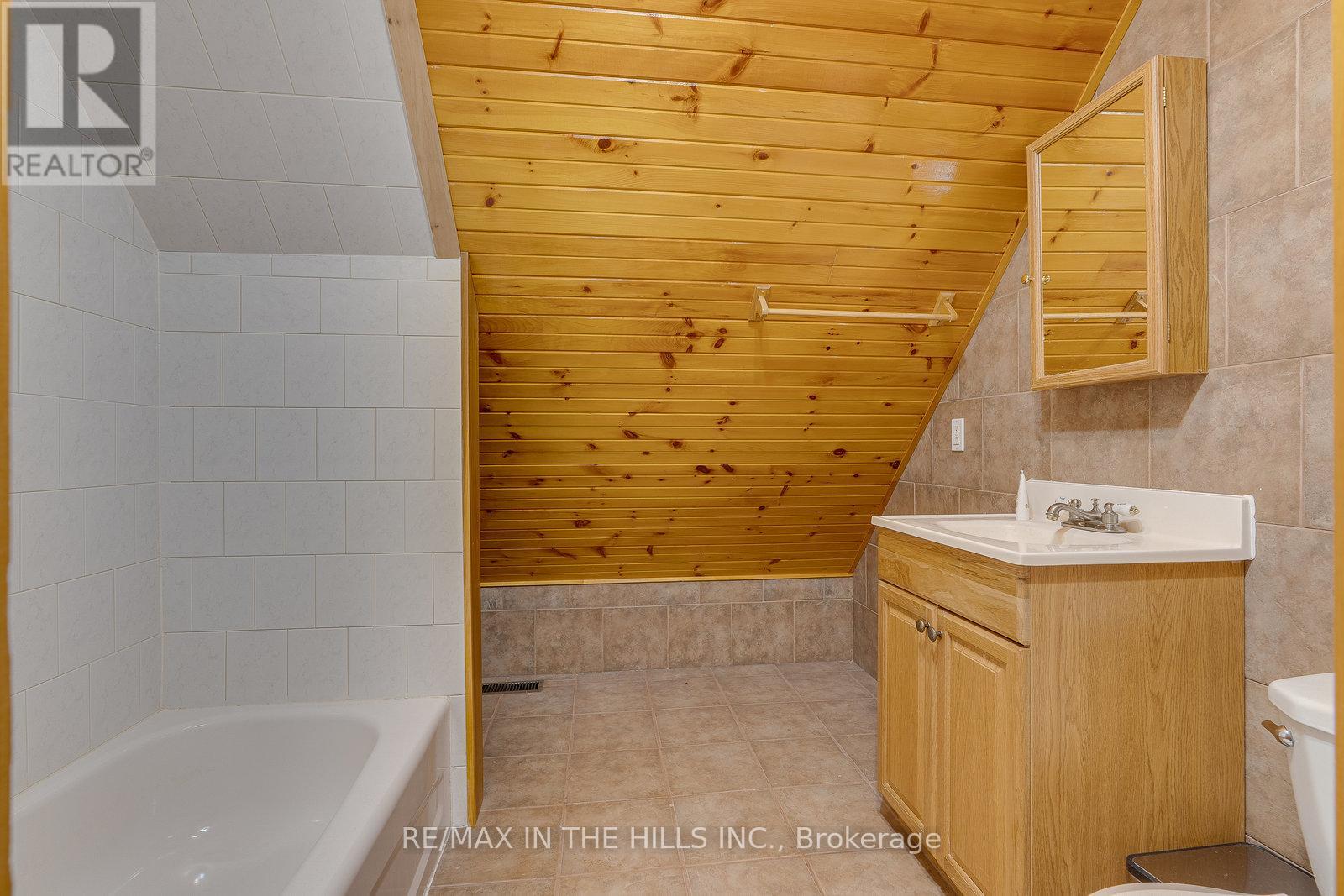 6 Shell Crescent, Mono, Ontario  L9W 6Y2 - Photo 21 - X12332638