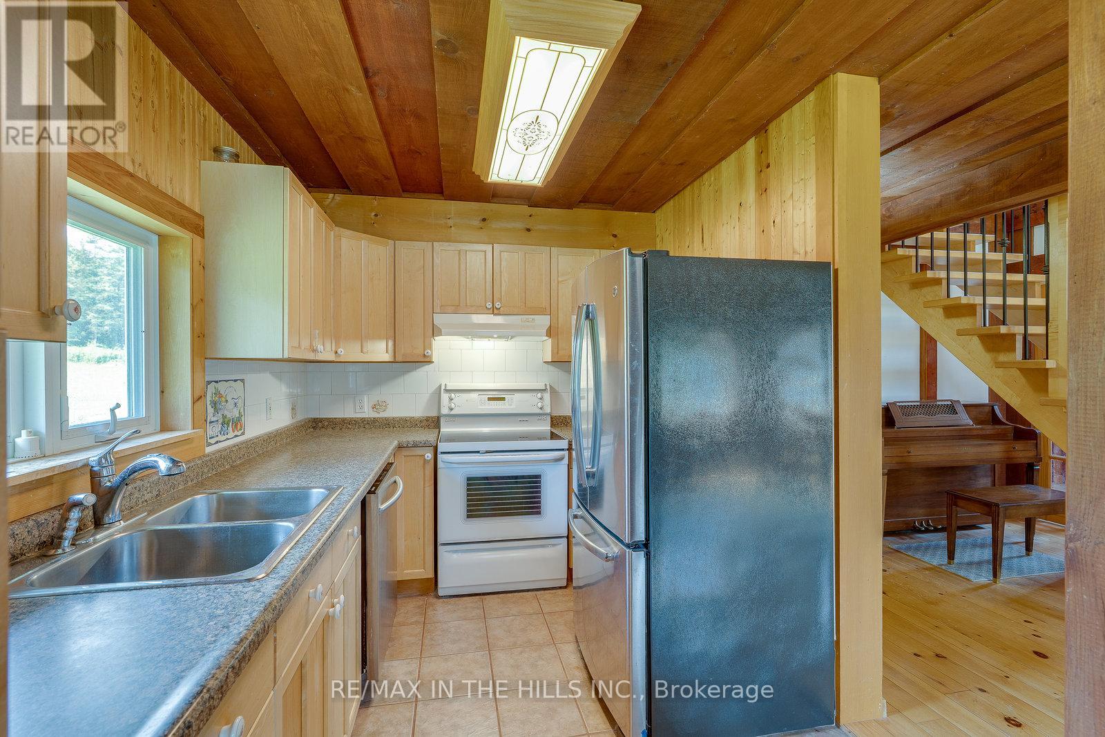 6 Shell Crescent, Mono, Ontario  L9W 6Y2 - Photo 13 - X12332638