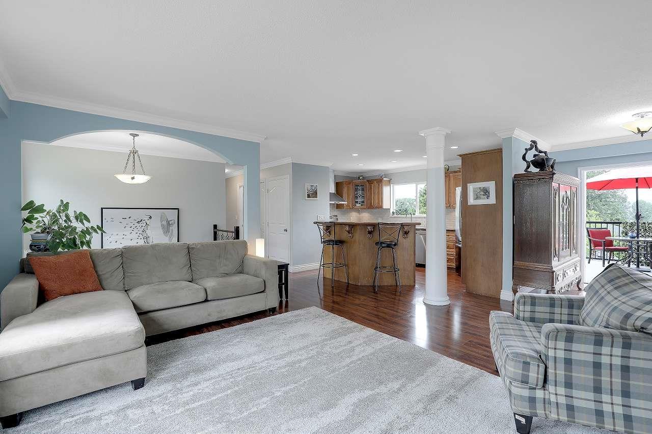 Property at 13361 112A AVENUE image 4