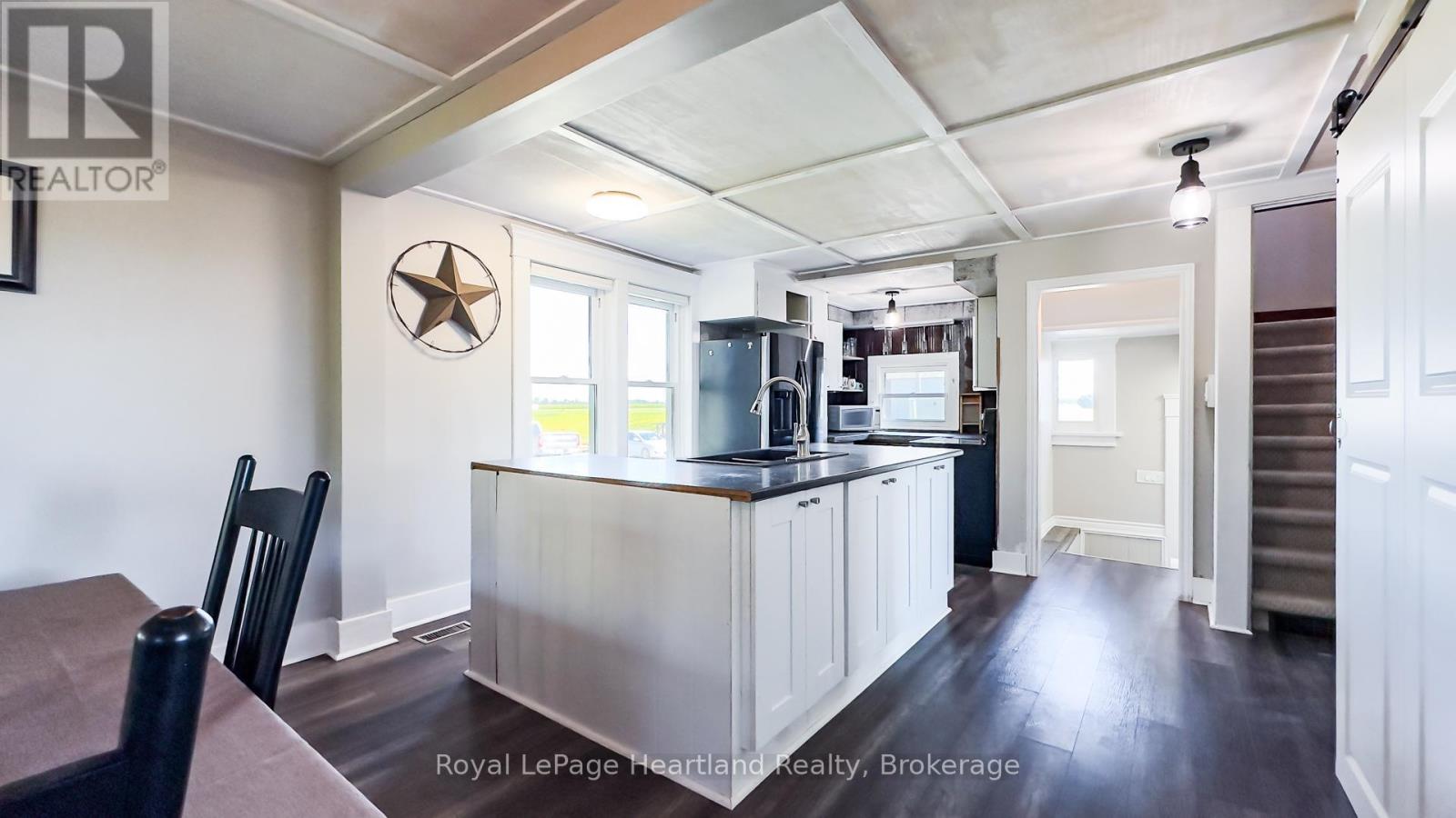 82376 Bluewater Highway, Ashfield-Colborne-Wawanosh, Ontario  N7A 3Y3 - Photo 6 - X12368613