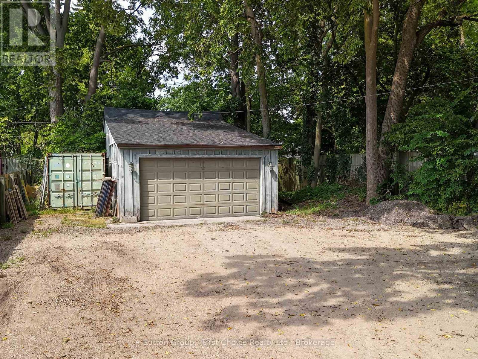 97 Wharncliffe Road S, London South, Ontario  N6J 2K2 - Photo 20 - X12368622