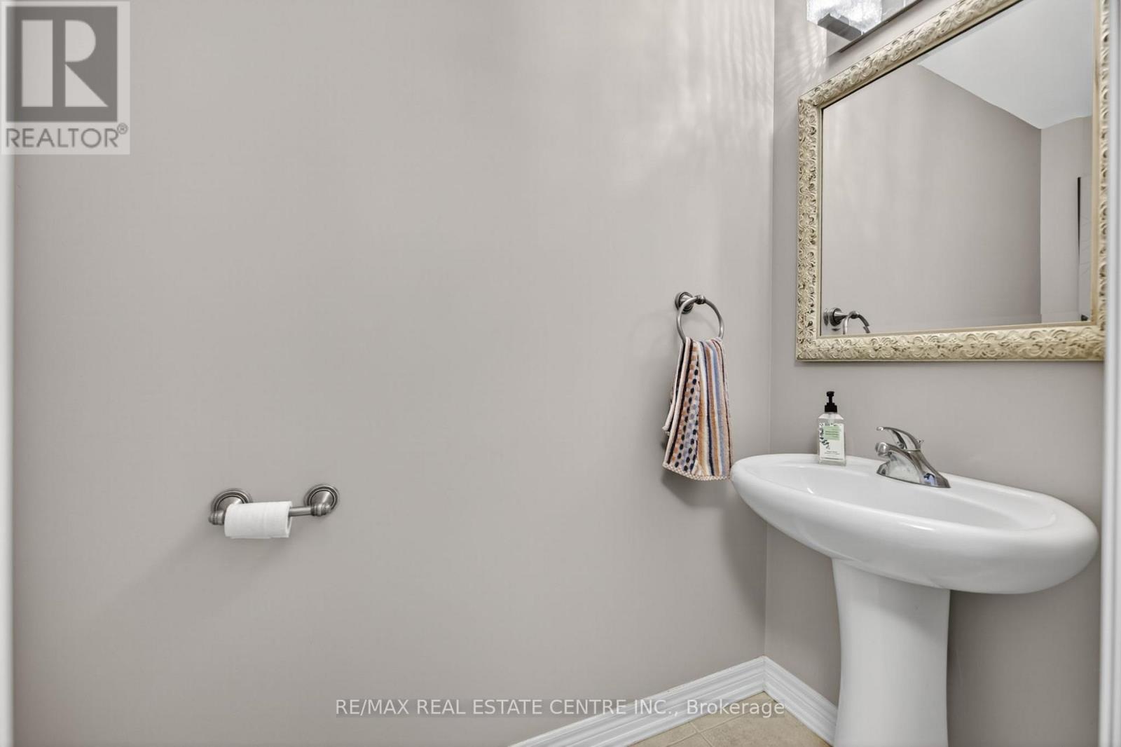 80 Preston Drive, Orangeville, Ontario  L9W 0C7 - Photo 15 - W12368457